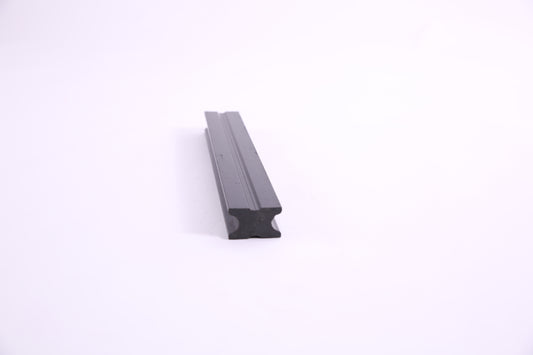 WPC Unterlattung für Terrassendielen - 3,5 Meter lang (2,5 cm x 4 cm)