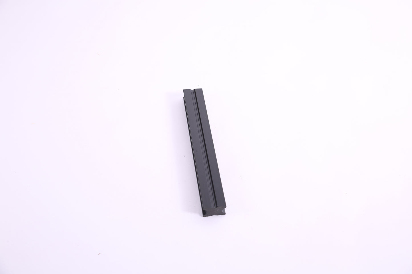 WPC Unterlattung für Terrassendielen - 3,5 Meter lang (2,5 cm x 4 cm)